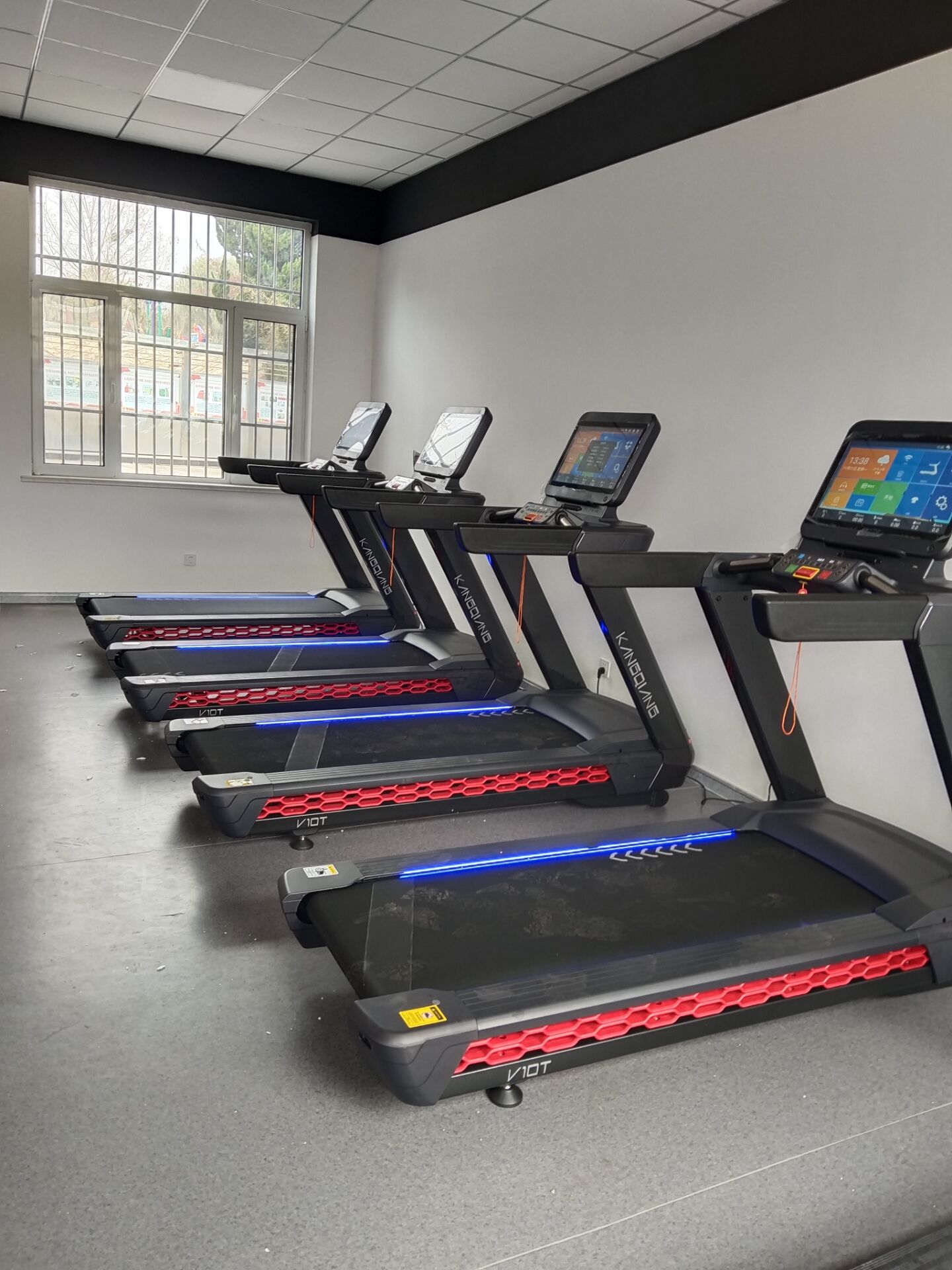 香蕉成人APP视频多少钱一台